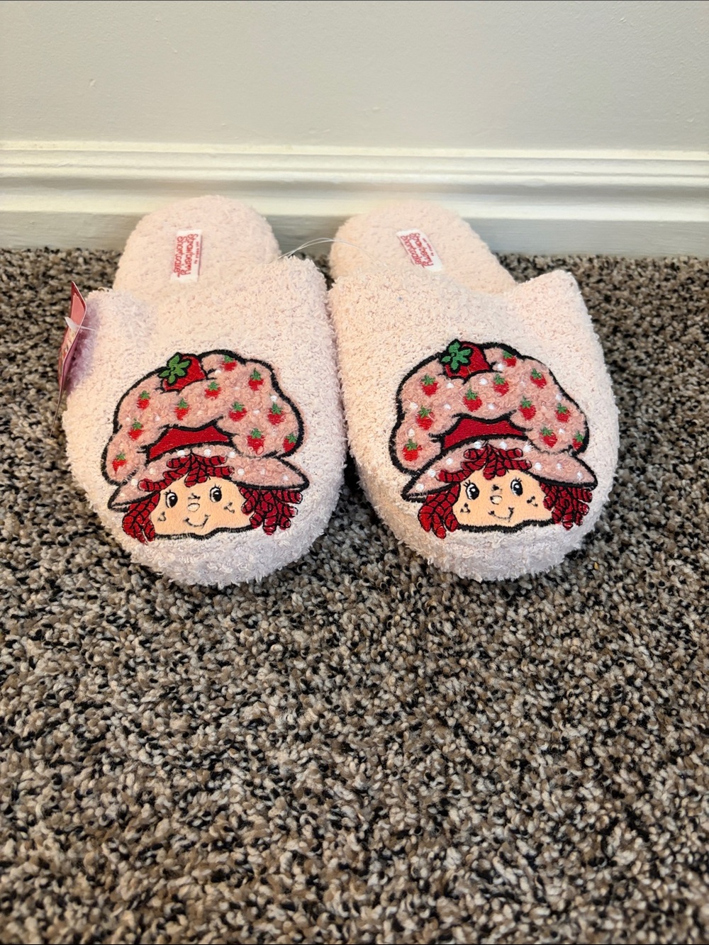 Strawberry Shortcake Pink Cozy Women's Slippers